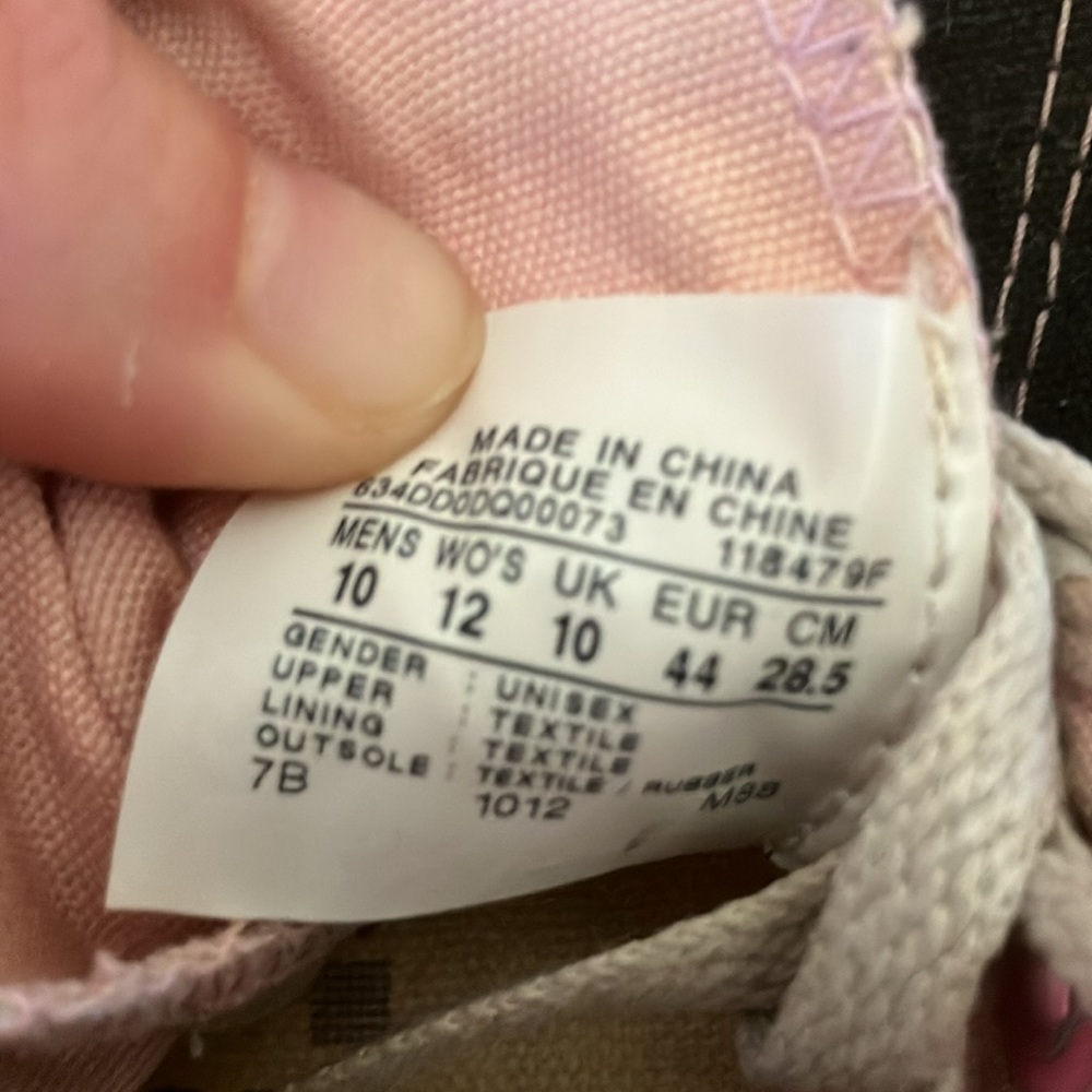 Custom Hightop Converse - Picture 8 of 8